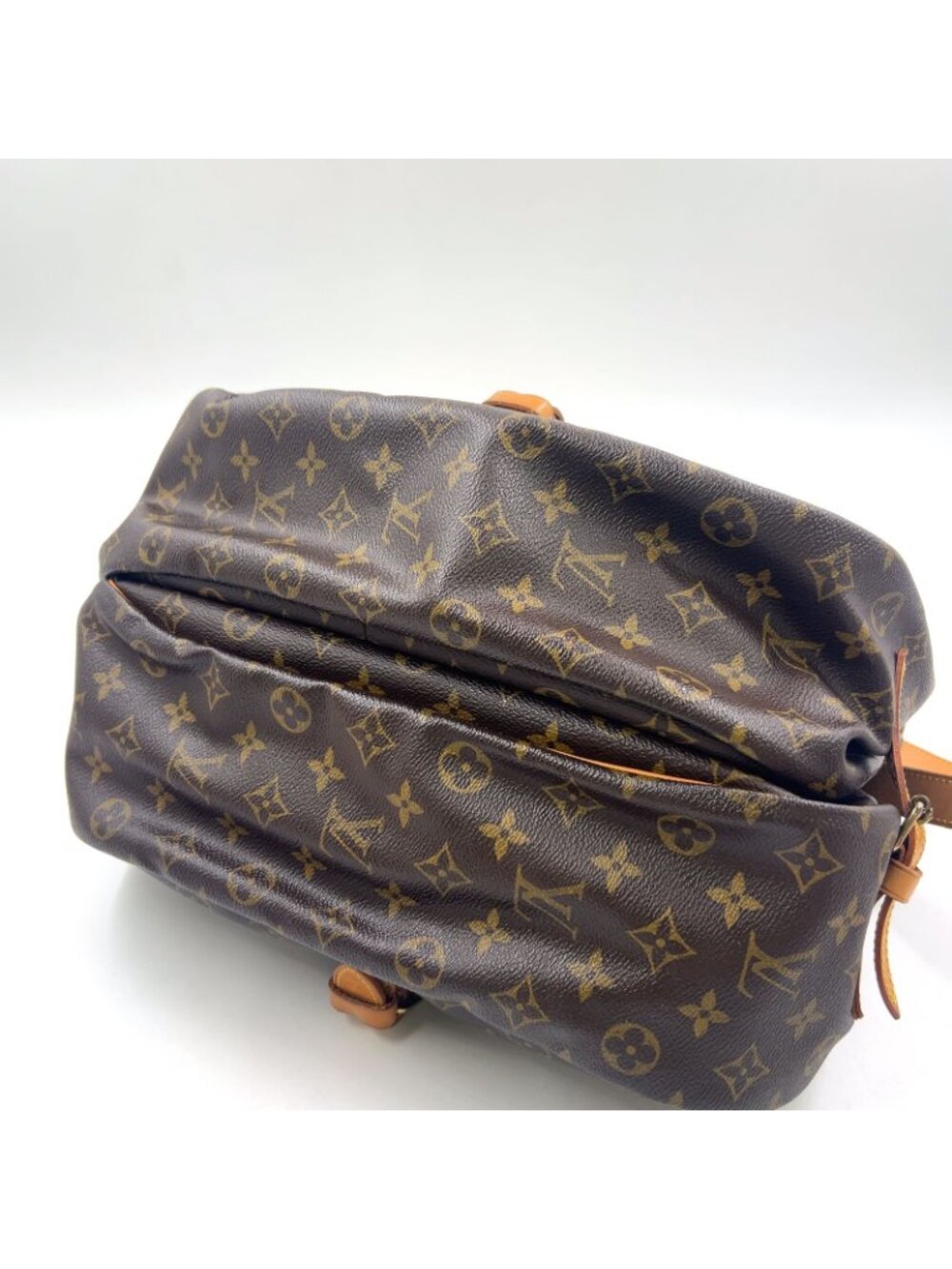 Louis Vuitton Saumur 35 Monogram Leather Brown Light Shoulder Bag Gold - Picture 6 of 15